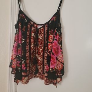 Band of Gypsies,black with red&pink flower pattern flowy tank, size s